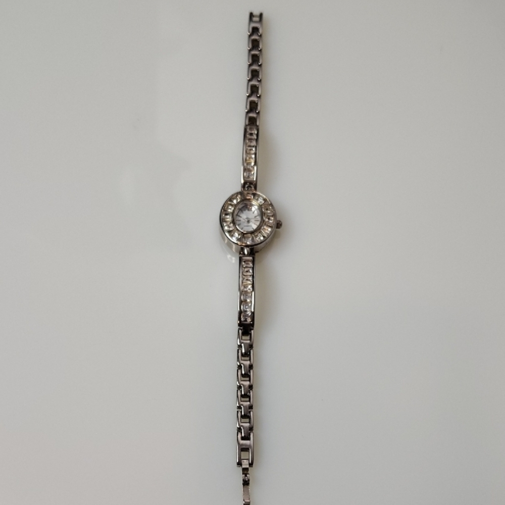 Silver Tone Rhinestone Embellished Women's Bracelet Watch